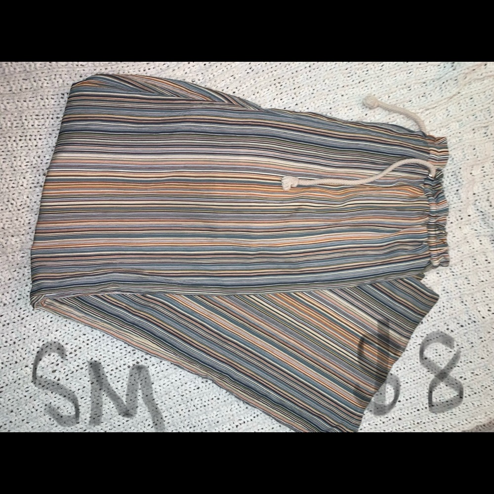 Loose pants